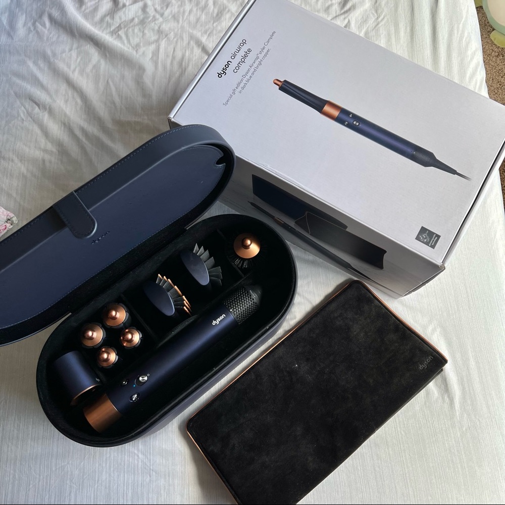 Dyson Airwrap Styler Prussian Blue/Rich Copper Special Edition with Travel Pouch